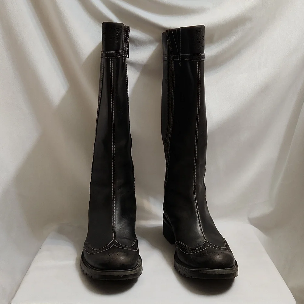 Timberland Tall Wingtip Leather Heeled Boots (W Size 7.5) - Picture 3 of 16